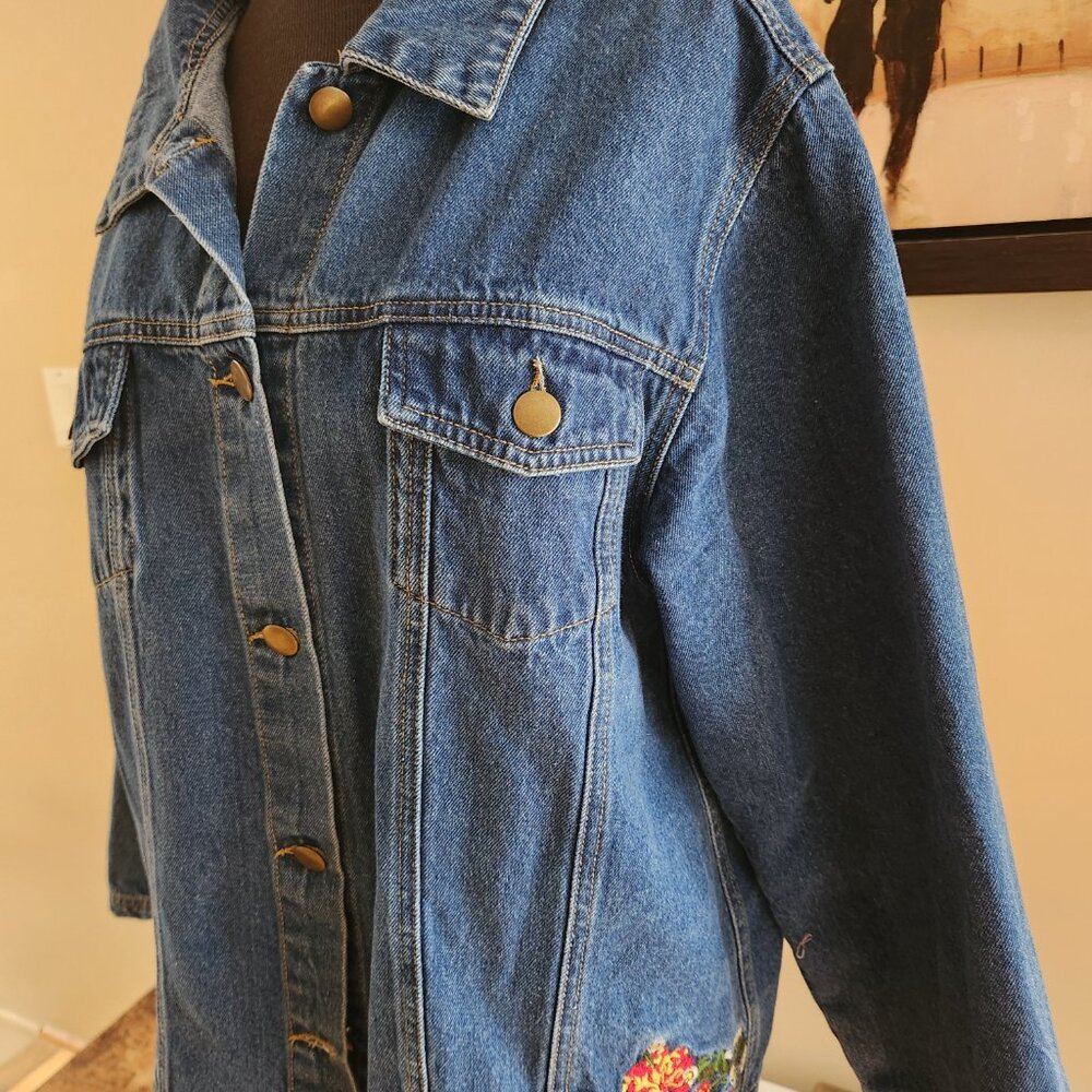 Floral embroidered denim jacket - Picture 6 of 6